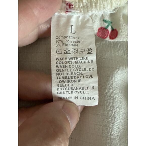 Summer I Turned Pretty Sleep Shorts Pajamas Womens Size Large Cherries Lounge - Picture 4 of 7